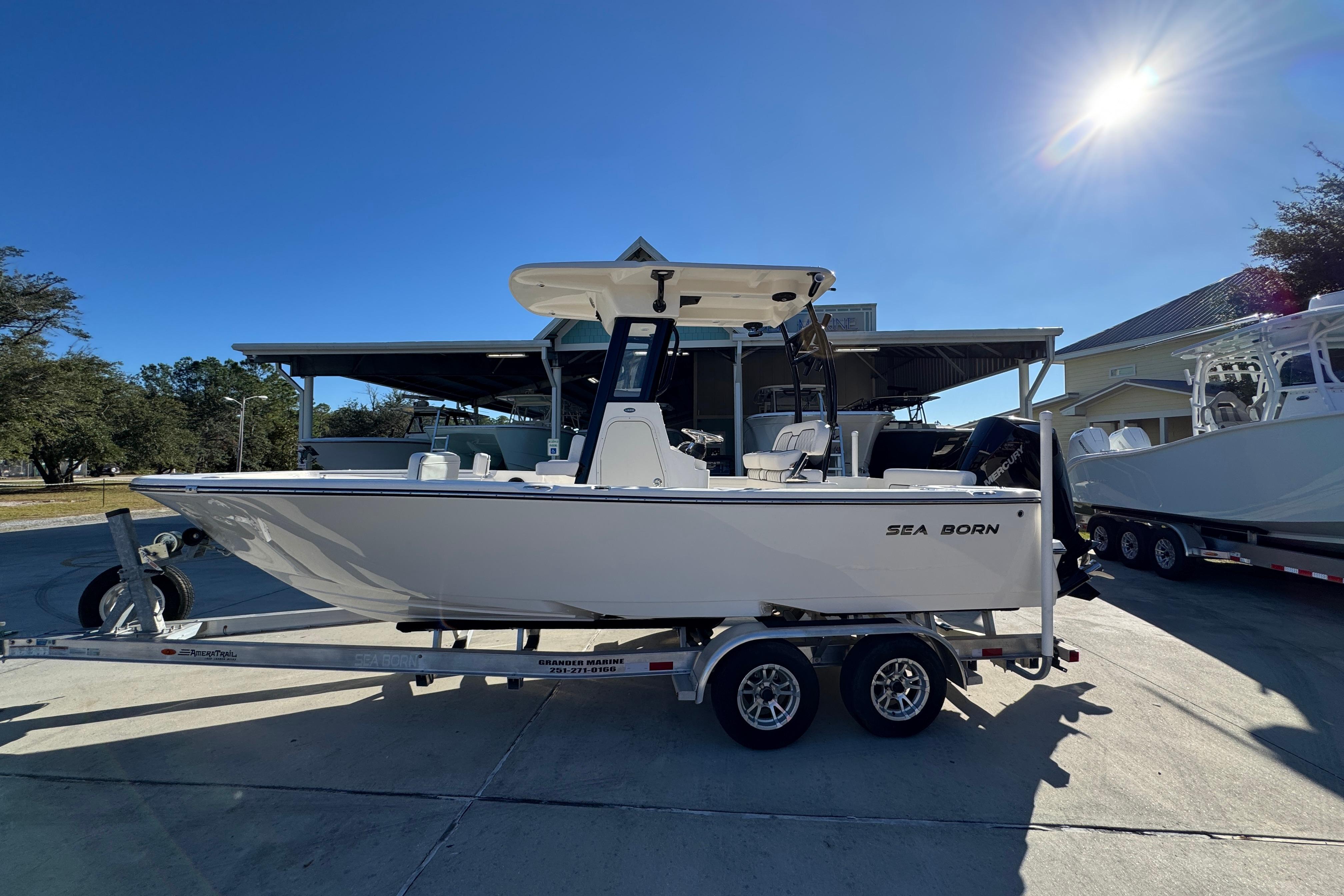 2026 Sea Born LX22 Center Console
