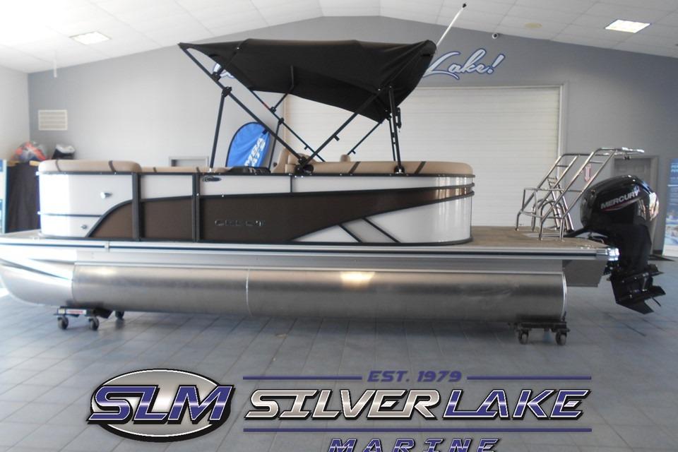 2025 Crest Classic LX 200 SLC