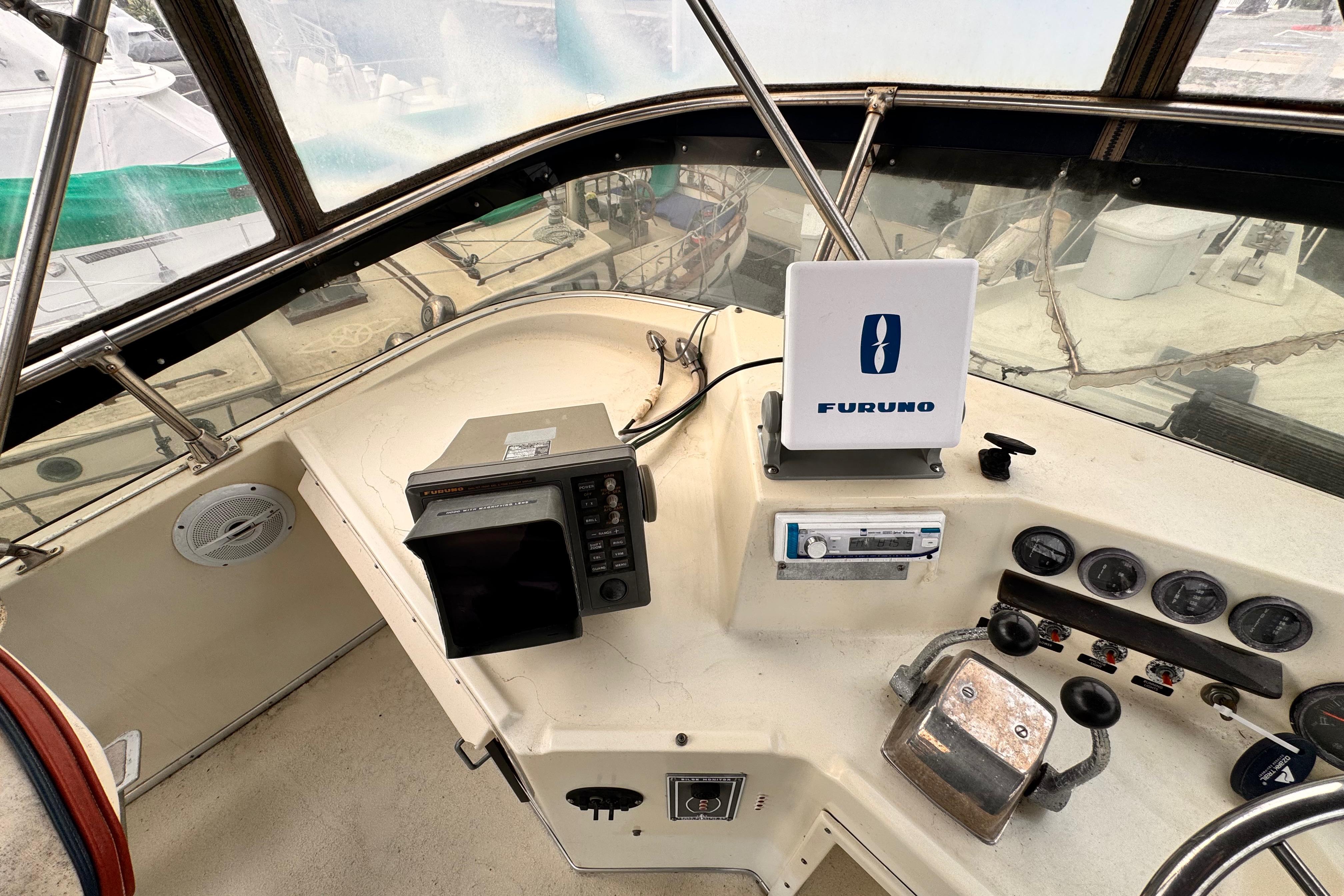 1986 Tollycraft 44 Cockpit Motor Yacht for Sale in Oxnard, CA, United ...