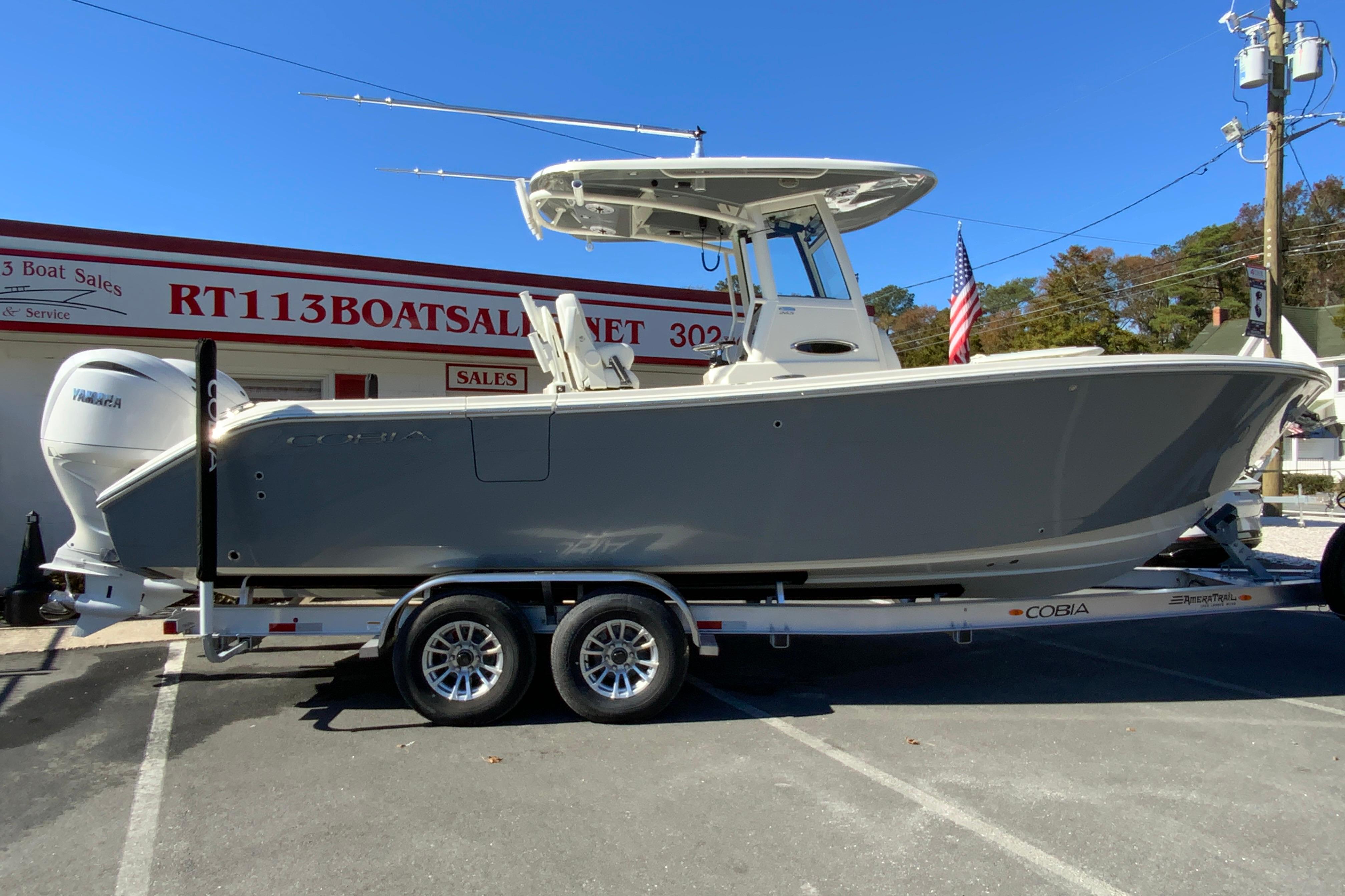2026 Cobia 265 Center Console