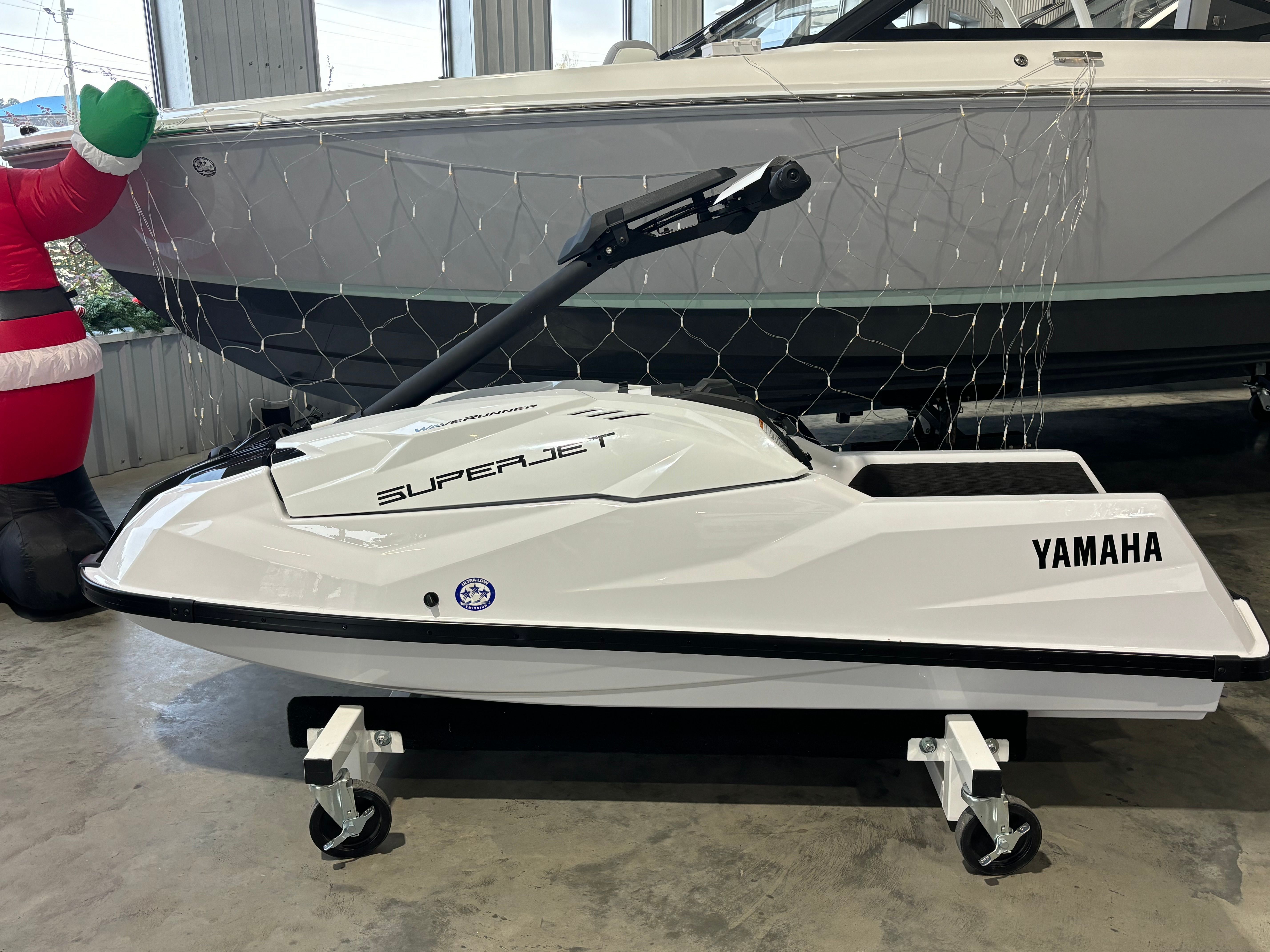 2025 Yamaha Boats SUPERJET