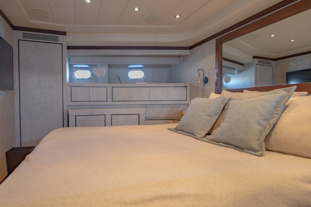 2005 Mangusta 92 for Sale in ibiza, PM, Spain | 60 ft | Global Yacht ...