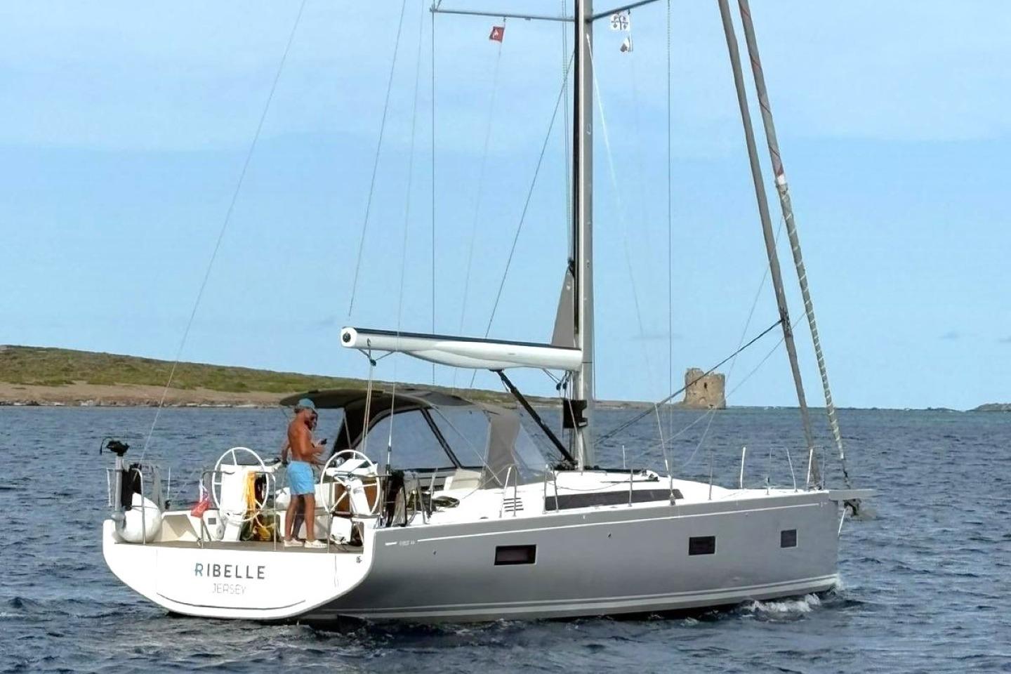 2024 Beneteau First 44