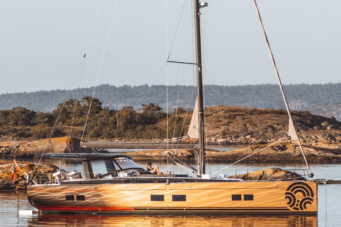 2022 Hanse 548