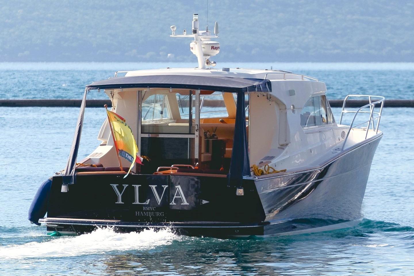 2009 Oyster OM43