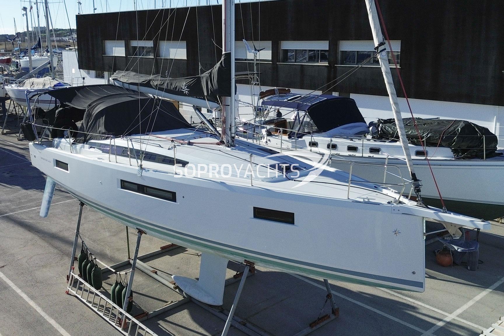 2020 Jeanneau Sun Odyssey 410 yacht for sale in 