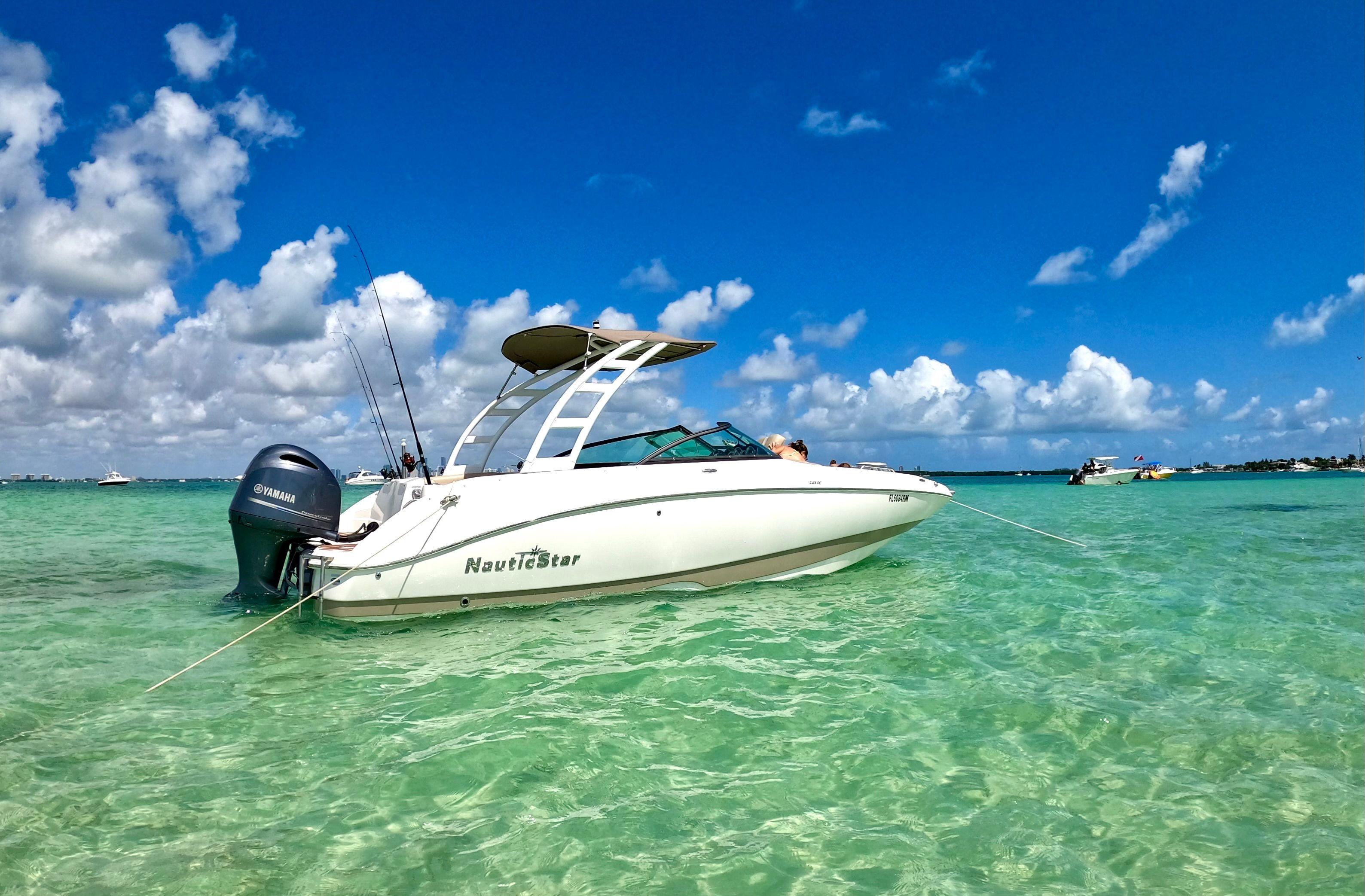 2018 Nautic Star 243 DC