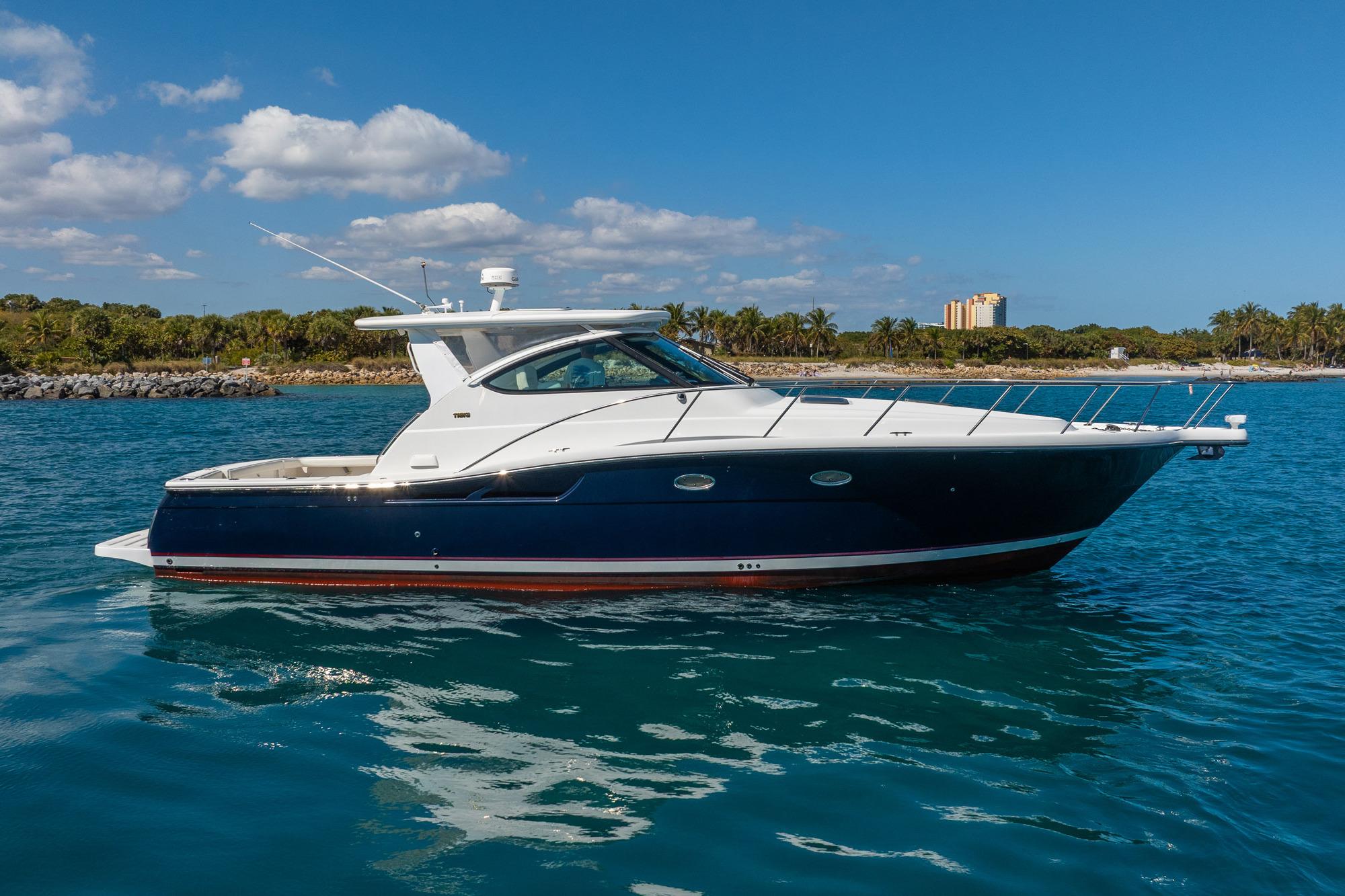 2004 Tiara Yachts 4200 Open yacht for sale in 