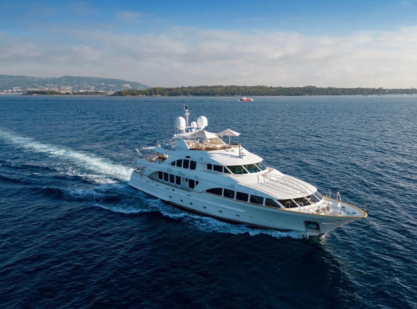 2009 Benetti classic 120 yacht for sale in 