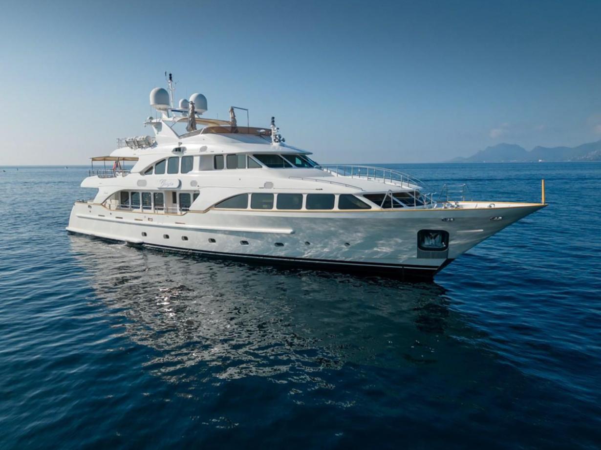 2008 Benetti classic 120 yacht for sale in 