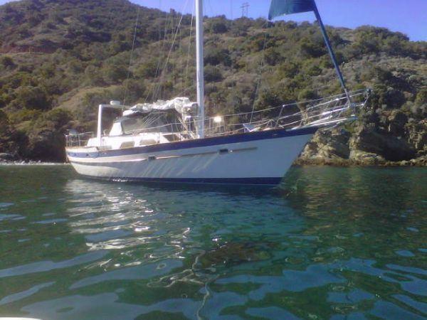1984 Irwin Center Cockpit yacht for sale in 
