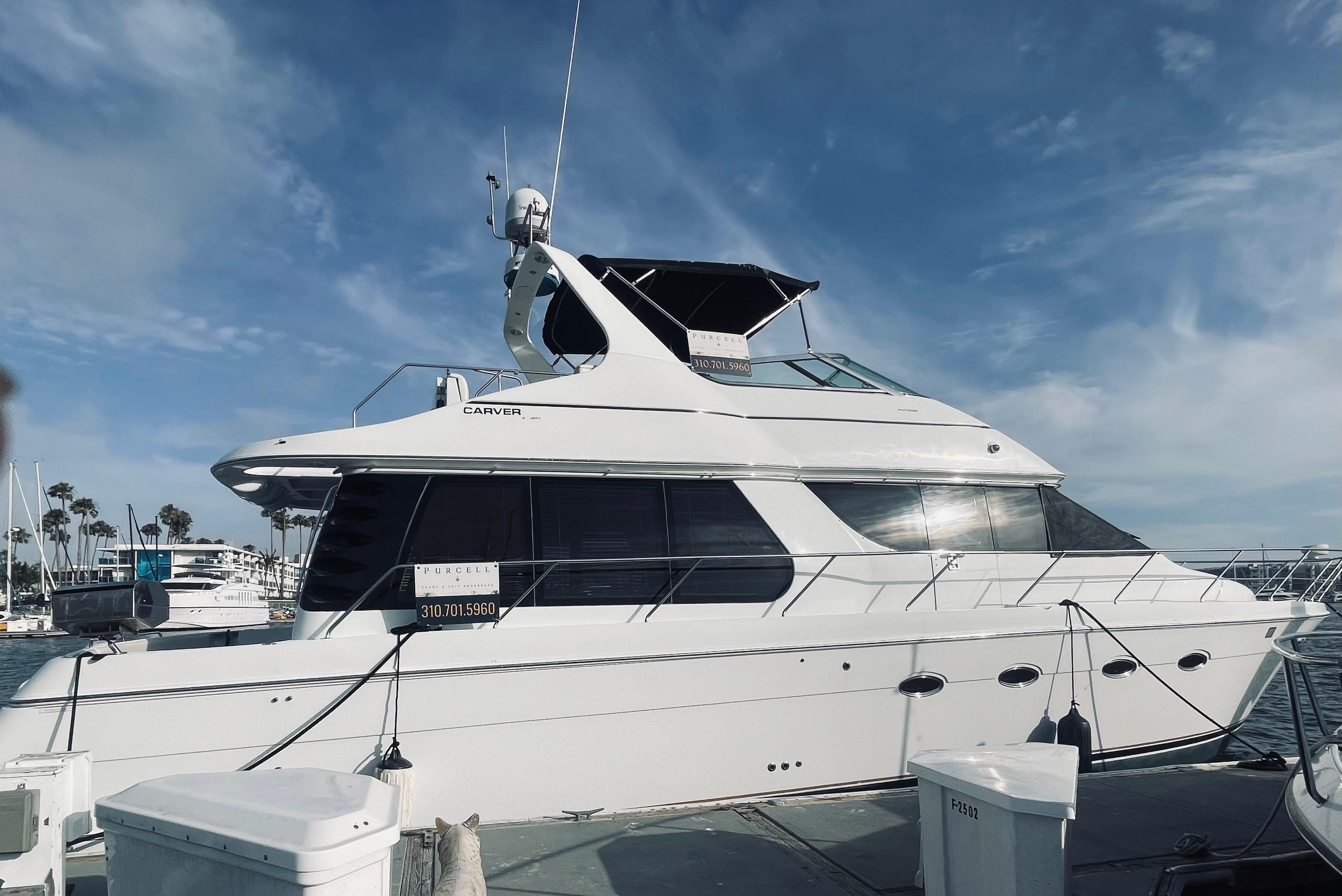 1999 Carver 530 Voyager Pilothouse yacht for sale in 