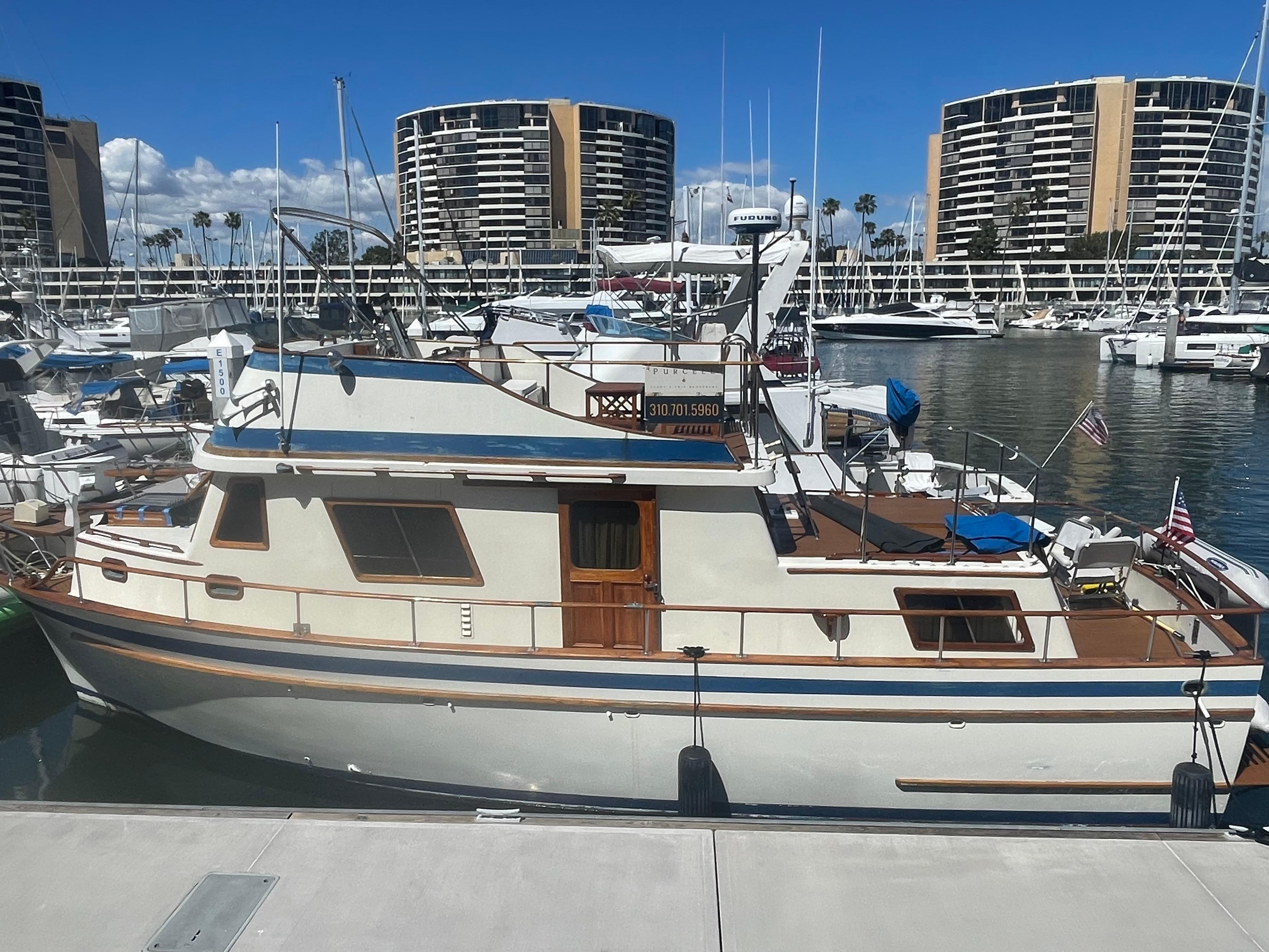 1979 Golden Star Aft Cabin yacht for sale in 
