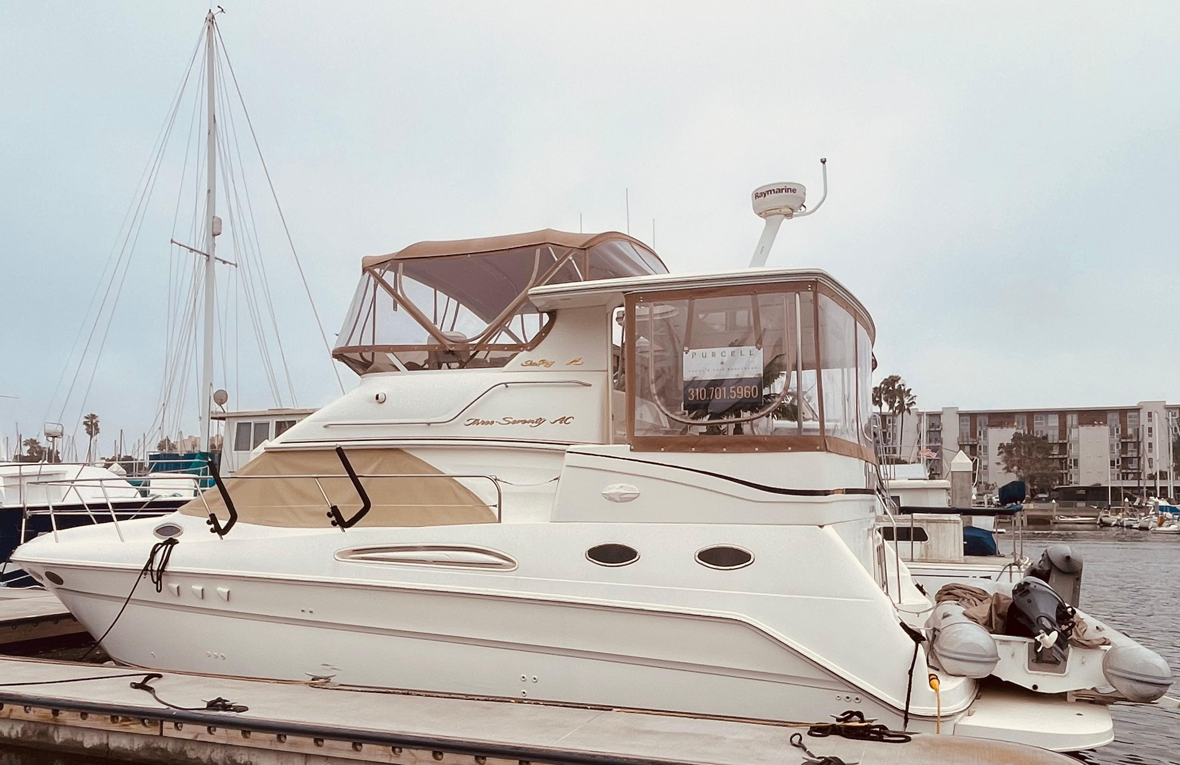 1998 Sea Ray 370 Aft Cabin yacht for sale in 