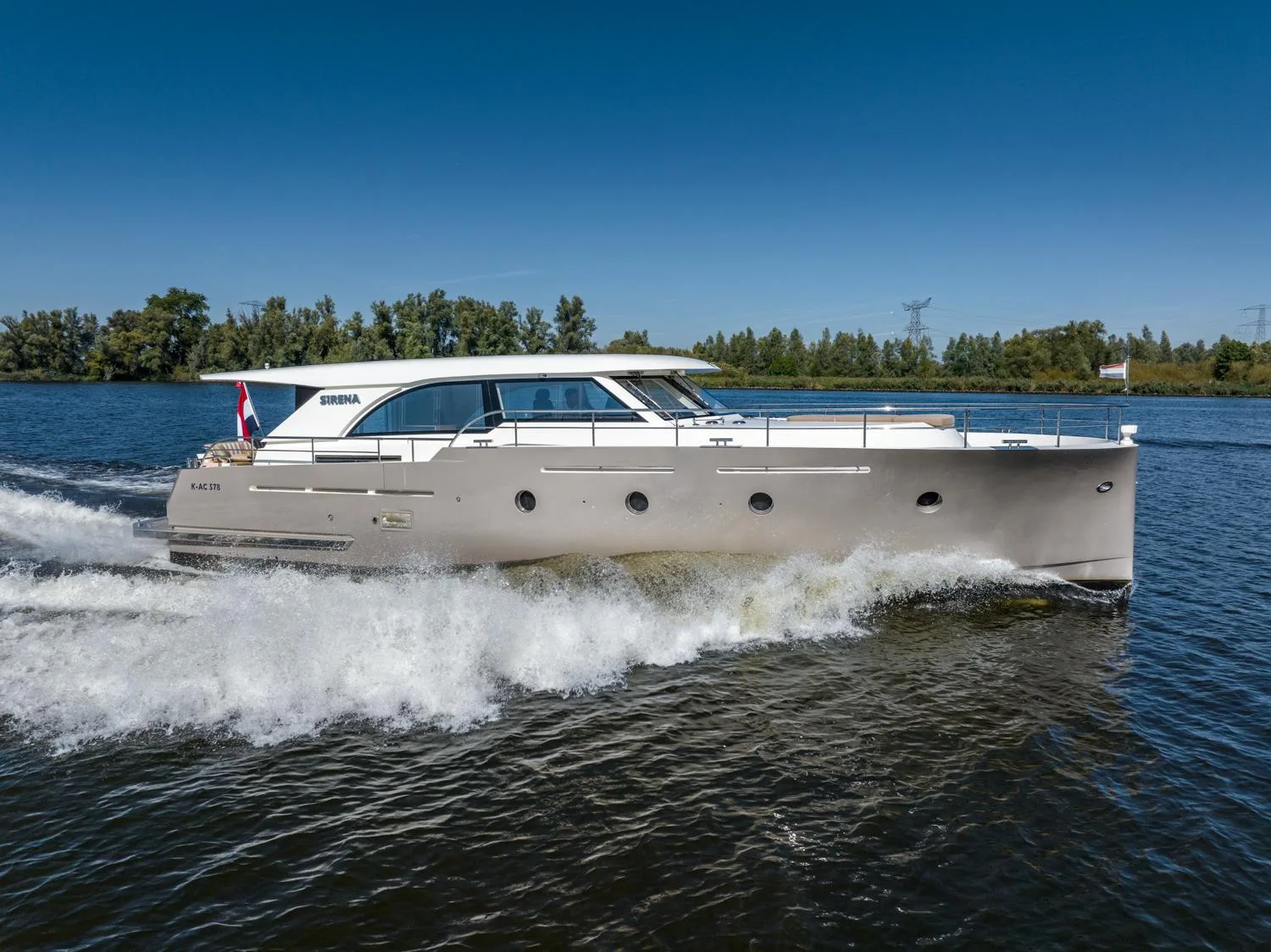 2019 Altena 52 - Aluminum Fast Going