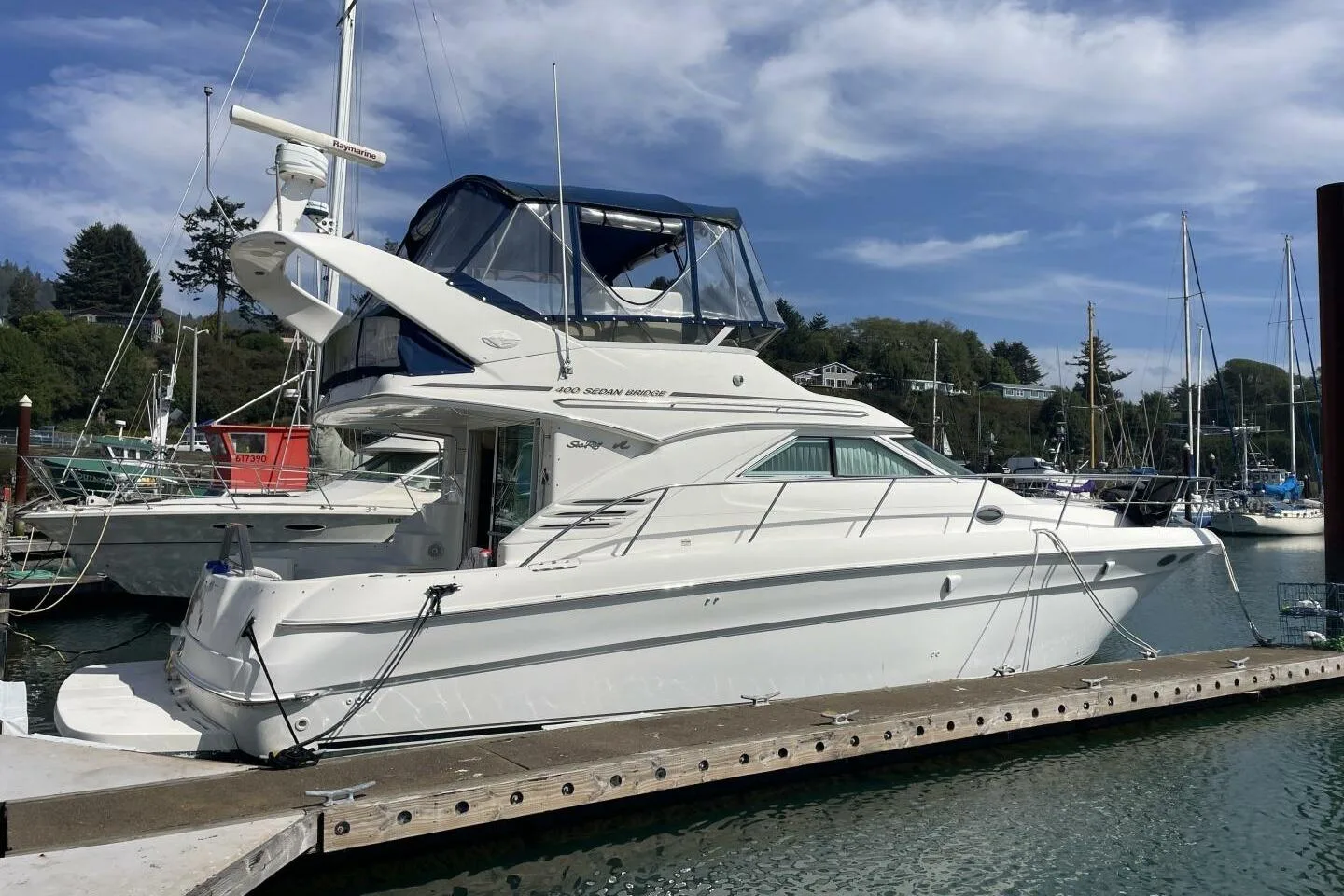 2000 Sea Ray 400 Sedan Bridge
