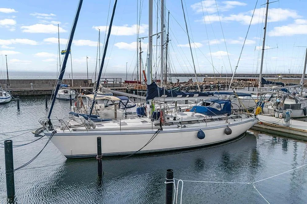 1984 Via 52 yacht for sale in 