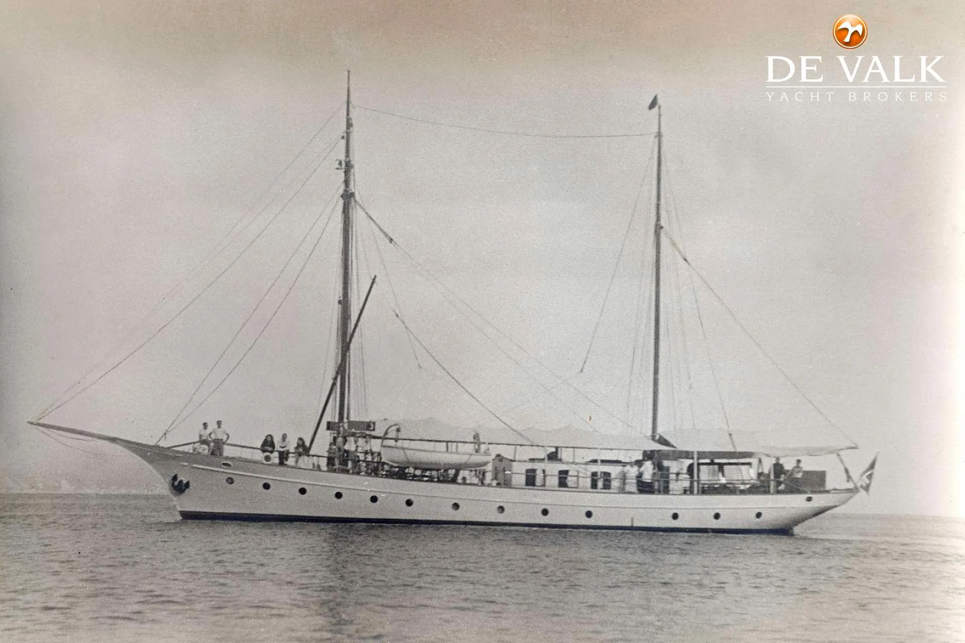 1932 Classic Dutch Motorsailer for Sale in Hindeloopen, Italy | 90 ft ...