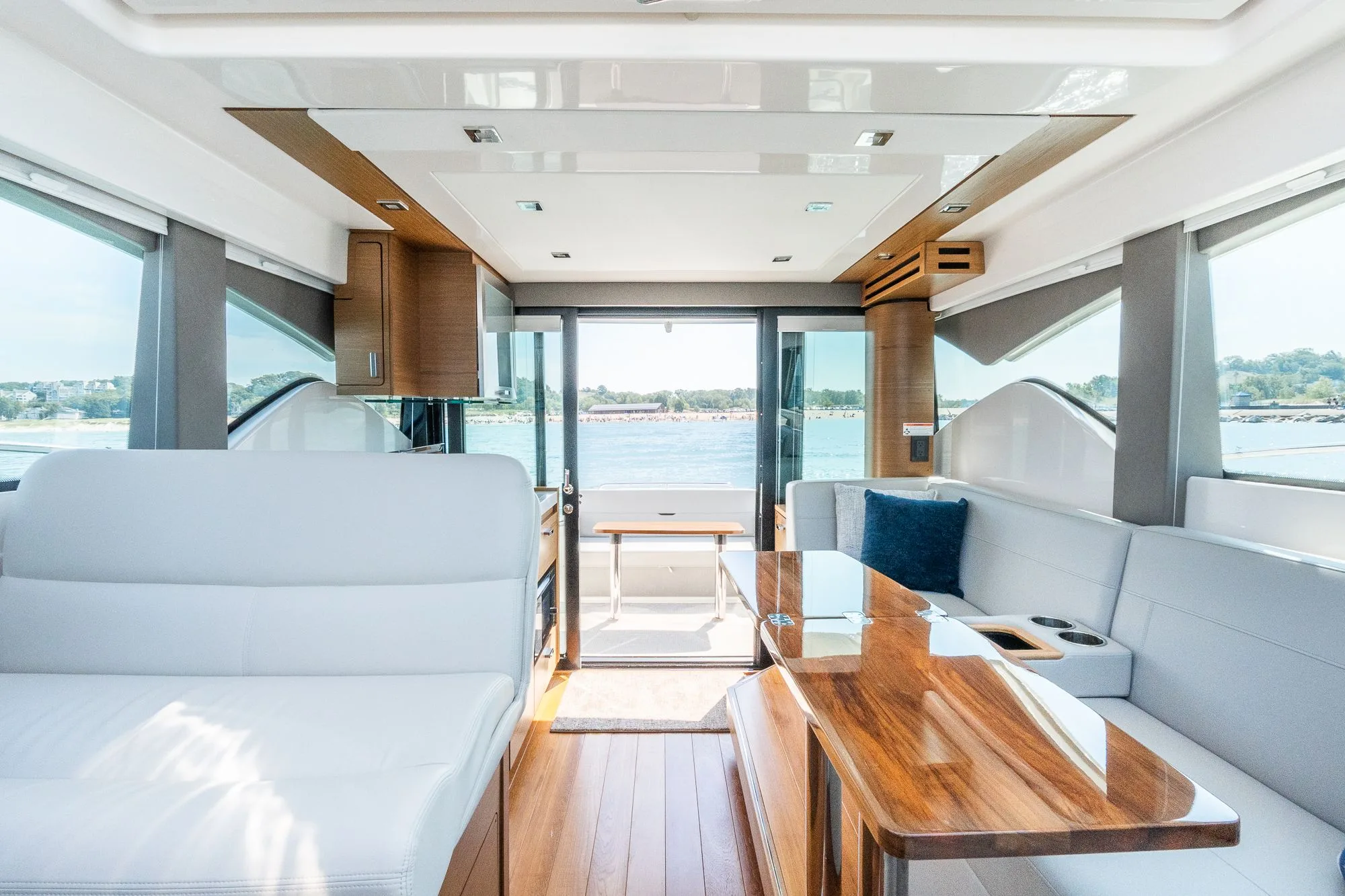 2023 Tiara Yachts C39 Coupe for Sale in Holland, MI, United States | 41 ...