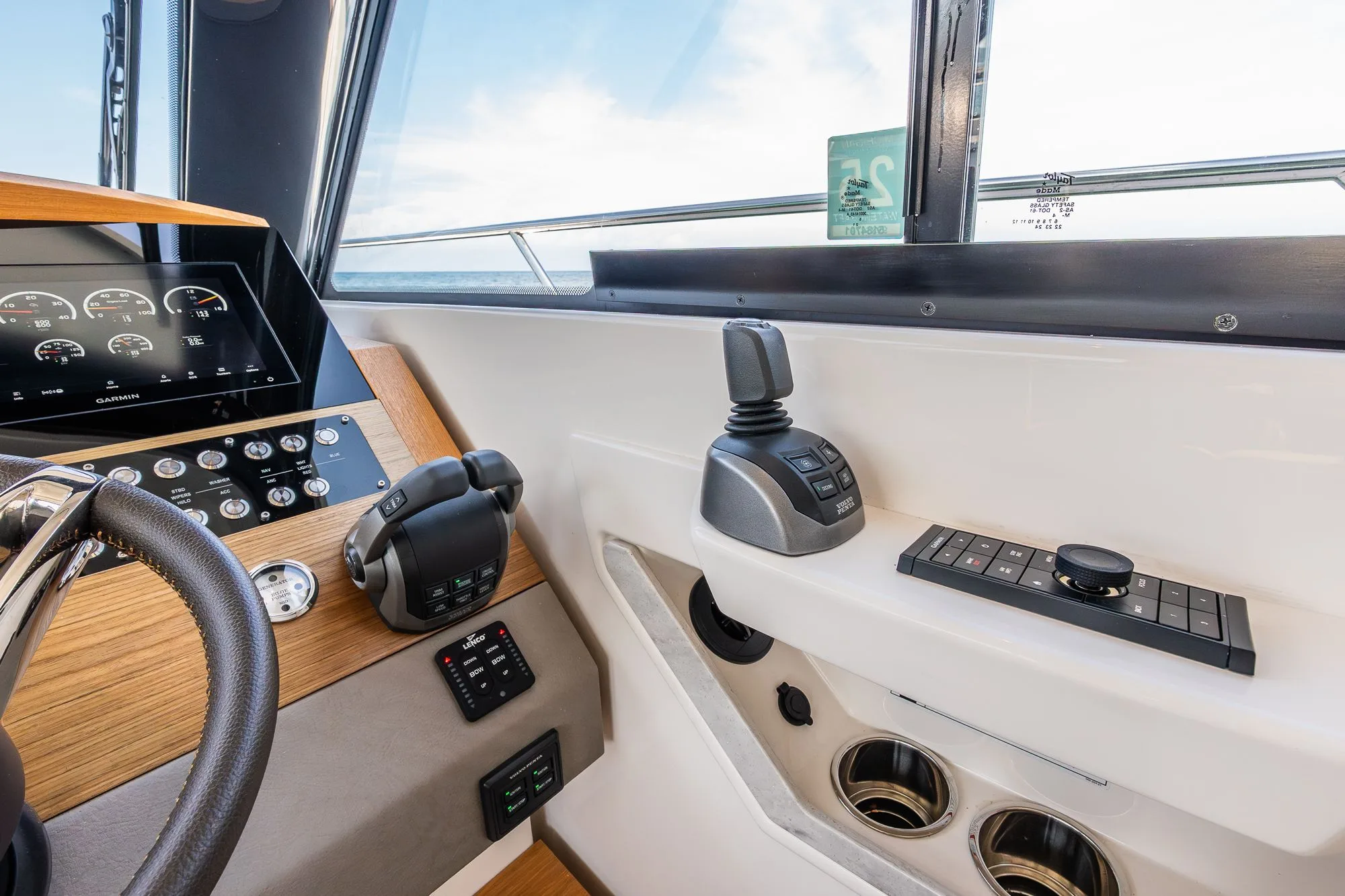 2023 Tiara Yachts C39 Coupe for Sale in Holland, MI, United States | 41 ...