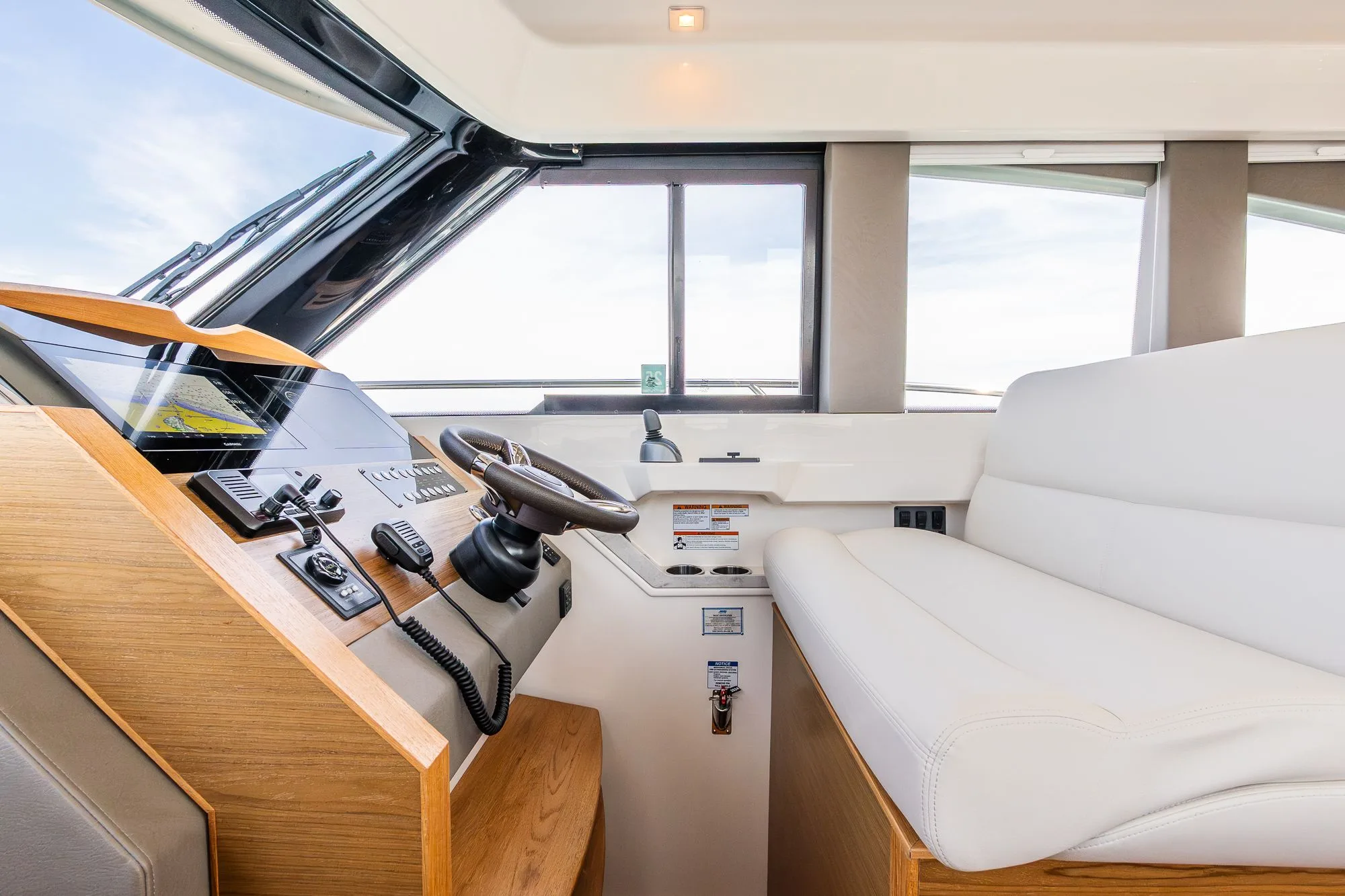 2023 Tiara Yachts C39 Coupe for Sale in Holland, MI, United States | 41 ...