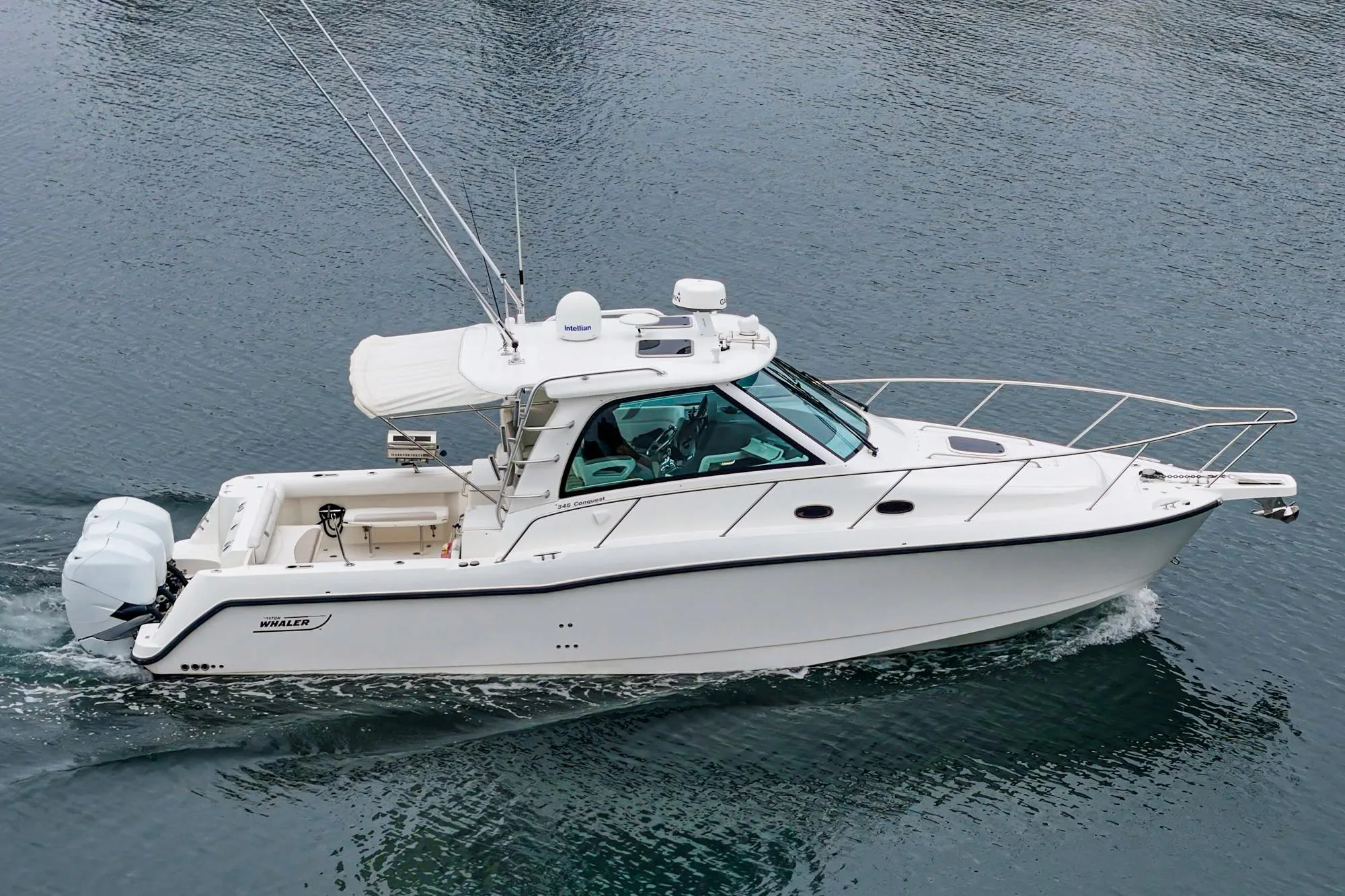 2008 Boston Whaler 345 Conquest