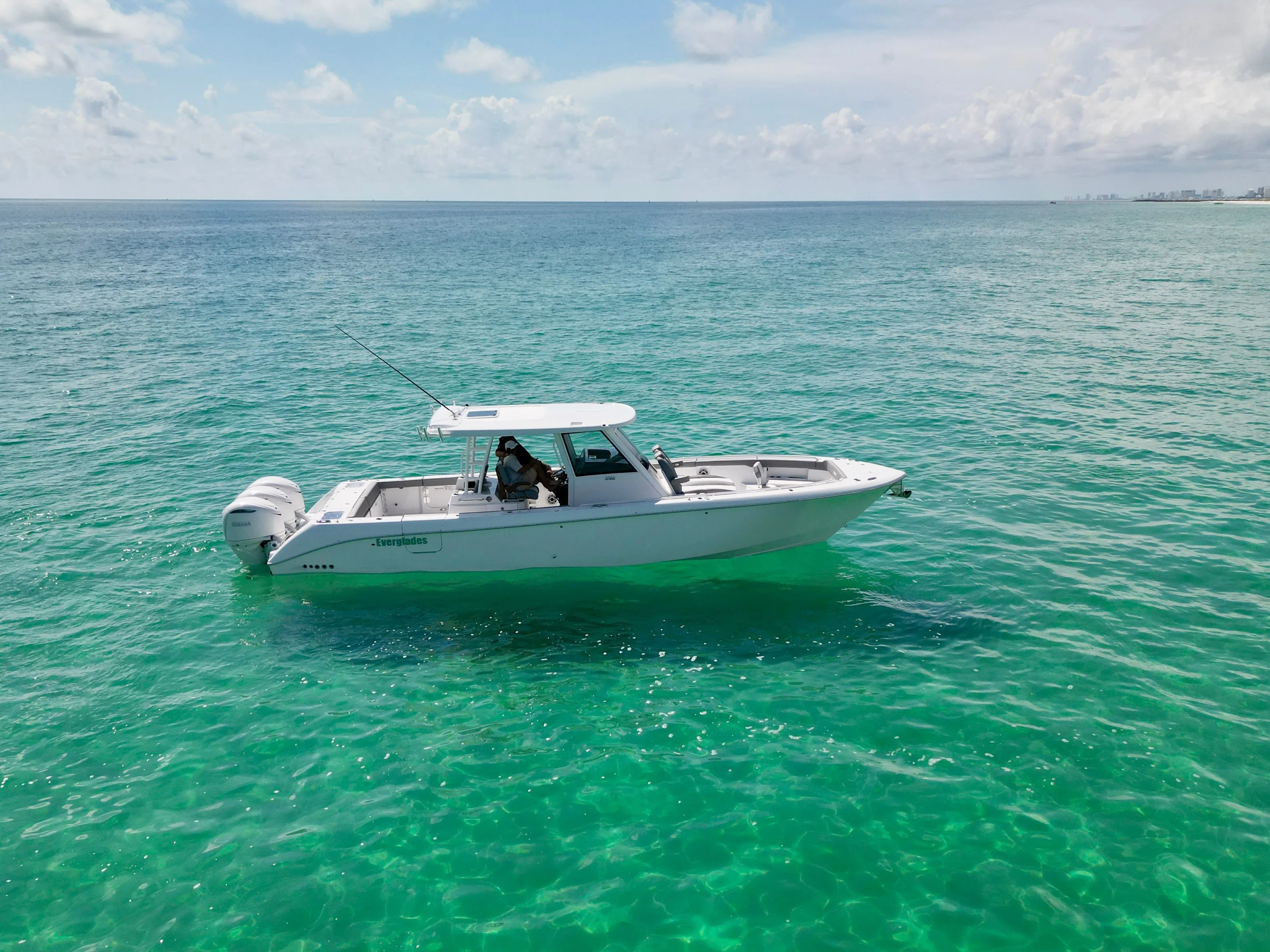 2026 Everglades 375 Center Console