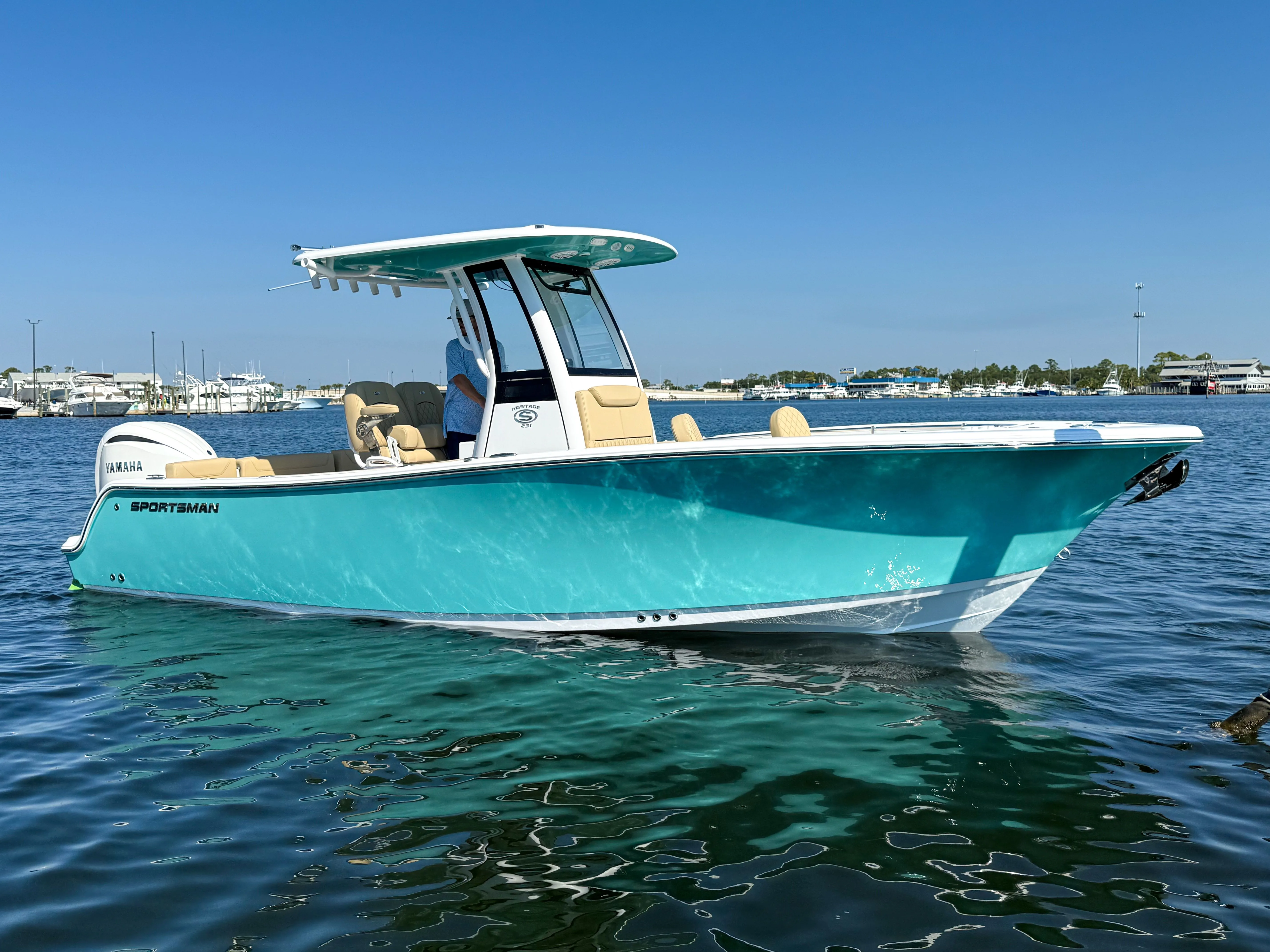 2026 Sportsman Heritage 231 Center Console